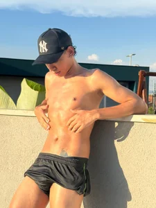 Daviid_laidd rest day ☀️☀️ Immagine  4