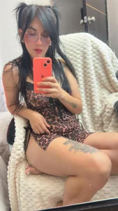 melissa_8_8 Public Pic 4