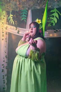 _Emily_rosee_ everything in nature Pic