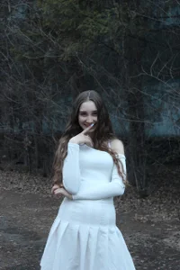 HollyPaw Public Pic 4