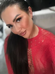 RUBY_BROOKS Public Foto 3