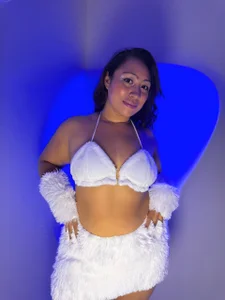 SeleneGibson__ ✨ Winter Tease зображення