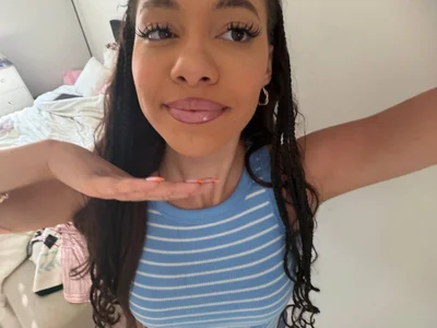 itsraevynfoxe Public Pic 2
