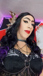 camila_hot_dirty welcome slika