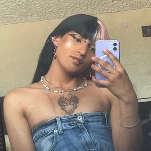 Sara_DeLuca_ Public Bilde 3