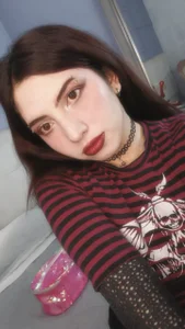 CassieRosse_ Public Immagine  2