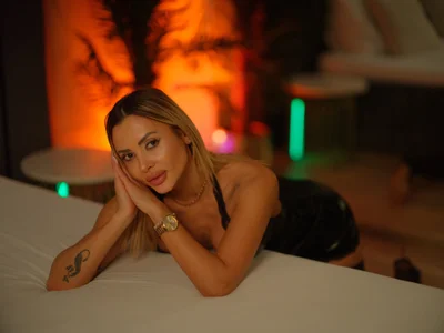 CelesteArden kullanıcısının Pure Seduction🔥 albümü -  2 fotoğraf