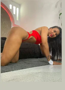 Tatiana_bram_ your favorite queen in red 😏❤️😏 Immagine  4