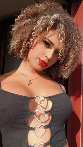 CiinamonlorenEnony colo.bian girl图片