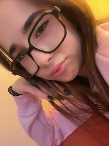 Mikimate's XXX Nude Photo 1