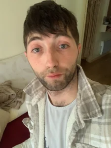 GuillaumebeauZizi's Moi quand je suis normal Sex Photo 3