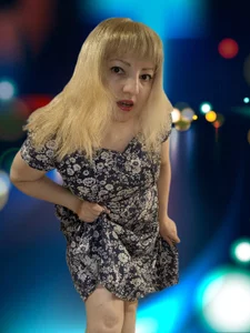 stefanyharper16 Woman, holiday, dance with me Pic 4