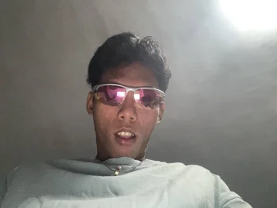 Asiancockinsan Public Foto