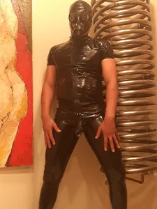 LatinLover_BDSM Public 사진 3