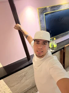 Iam_Josue- Public Pic 2