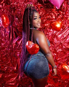 AndreaFletcher Happy Valentines! Pic