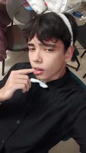 an_drew18 :b Εικόνα