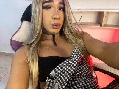 Sweetest_ivonny Blondie ivonny รูป  4