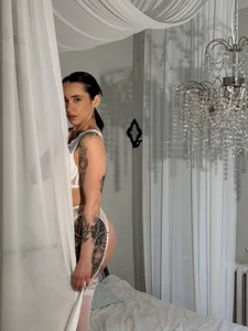 ☁️ de EvaCanton  9 photos