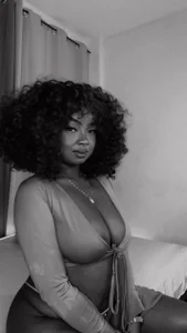 Brittanyjhons_ Awesome girl 💎 Pic