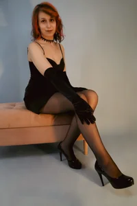 Dora_Marcelli Too hot lady in satin dress and gloves🖤 사진 3