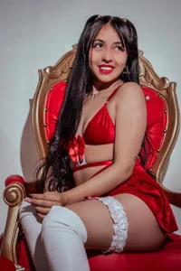 Miss_Nemesis_slave_Emaa Public Foto 5