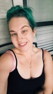 LianaMarie92 Public Pic 2