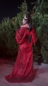 lynn-156 Public Pic 2