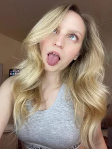 Zdjęcia marylunamay Me:  8