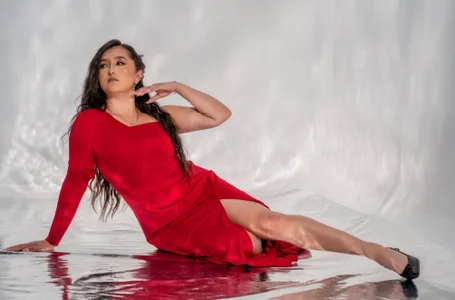 Kathia_Morelli Festive & Flirty  3. fénykép