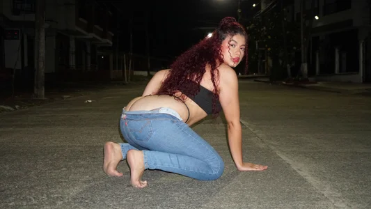 STREET de ZiaCarter_  4 Imagens