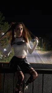 deletemelater After Dark 🌙 Poză 4