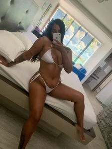 Stefhanyblow Public Pic 9