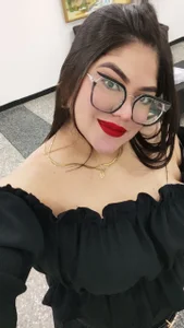 AlmaRosalesA little more of me💜🖤💜 Bild 3