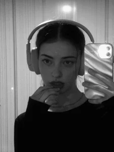 CarolSutton Public Hình 2