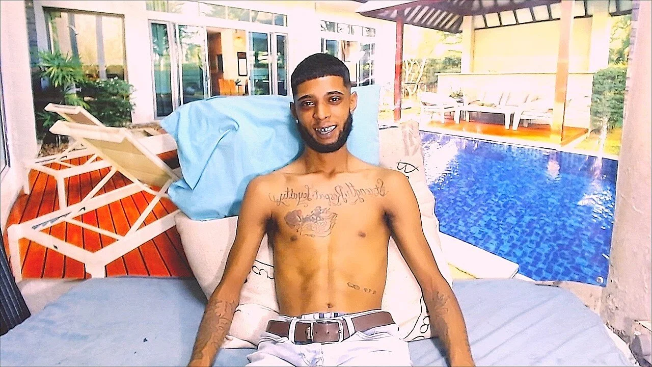 CharmingIndian1 Public 圖片