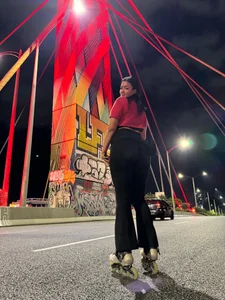 who_is_milyxx rodando 🌈🤞🙄 Pic 2