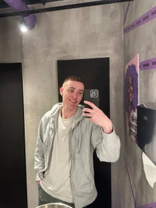 crazybottom99 Public Bilde