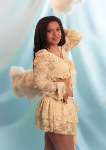 Isabelgh_ Do you like my new dress? Pic 7