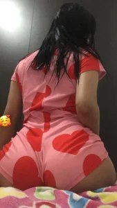 0MEGAN01 yumyy slika