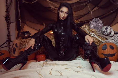 VivienneStark Halloween 🎃 Pic 4