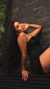 JannaFoxx_ Sexy Black 🖤 Foto 2