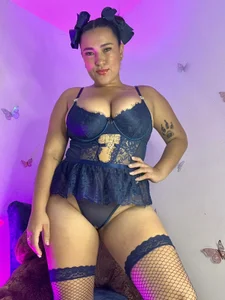 veronica__olsonn 💙tenderness in me 🥵 Kuva 6
