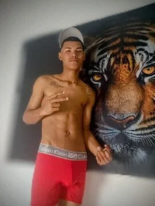 scary_movie: Public ( 3 фото)