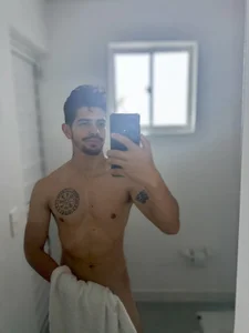 AlejandroStormm Public صورة واحدة|AlejandroStormm Public صورتان|AlejandroStormm Public  2 صور|AlejandroStormm Public  2 صورة