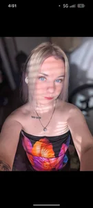 Prettypoison25 Public Pic 6