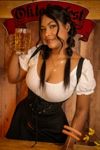 Oktoberfest Happy od _karime_  4 snímek