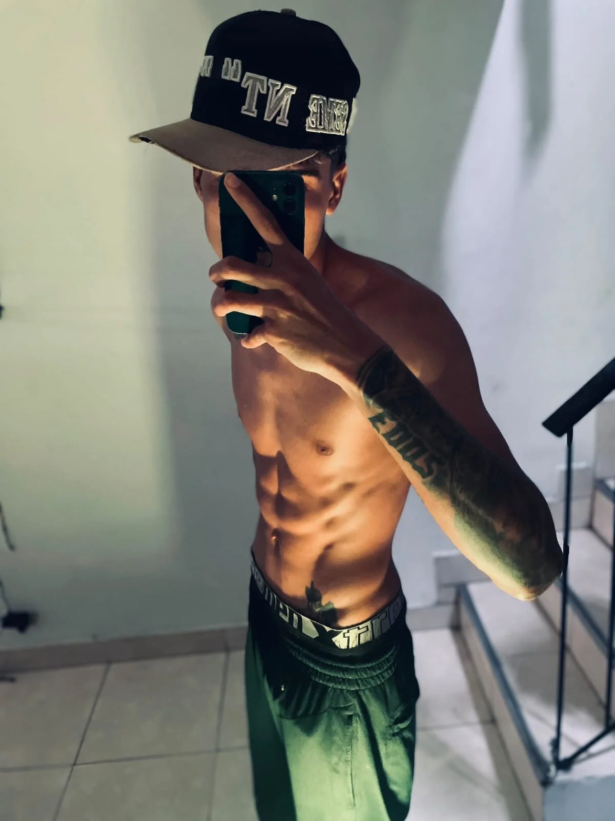 صور IvanJackson الرائجة  1996