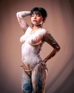 Hinaa_XXX Living art, curves, and a touch of the wild... Pic 5