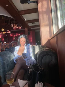 pretty_ivory Public Pic 5